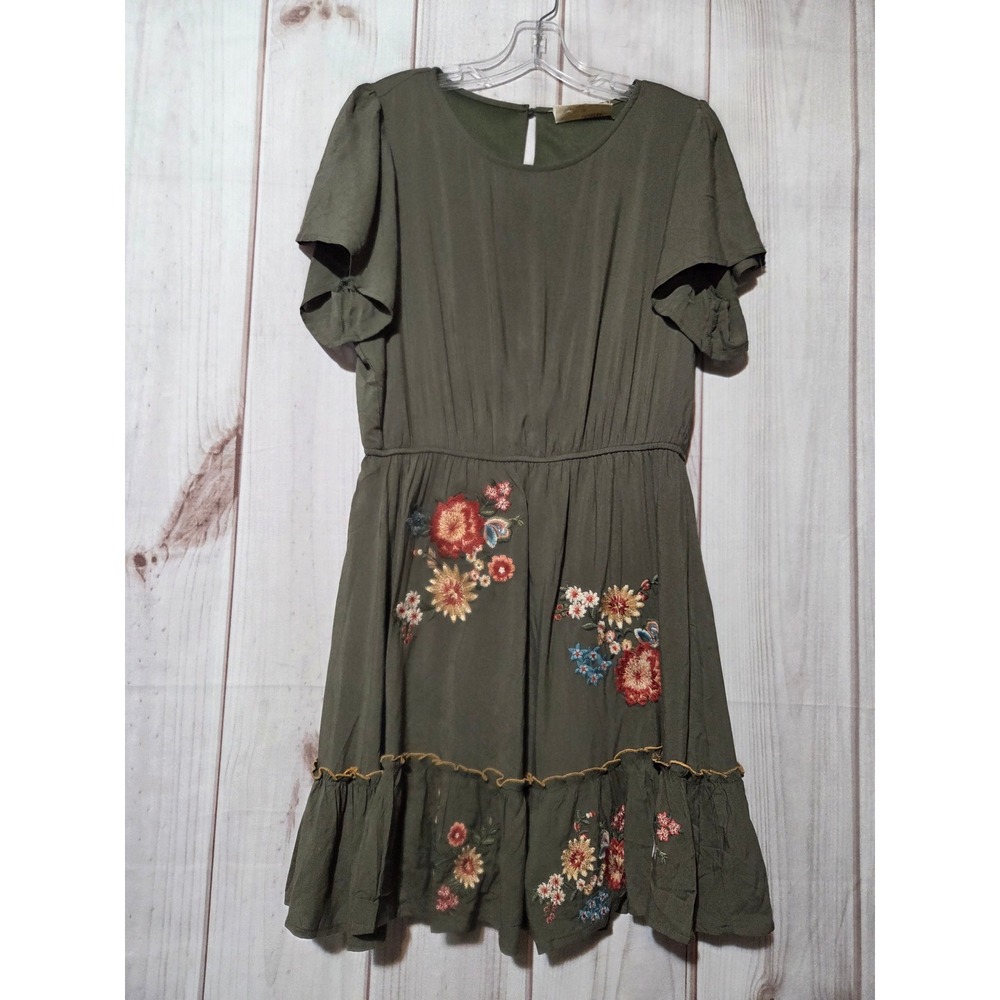 Savanna Jane Olive Green Floral Embroidered Tiered Ruffle Dress Size Medium